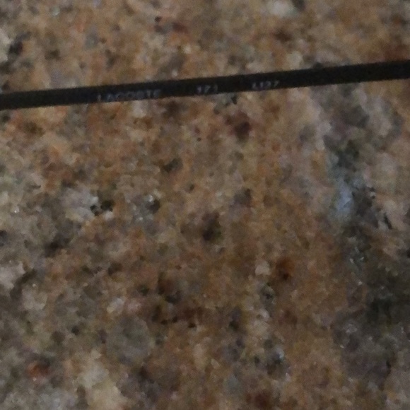 Lacoste 171 L137 sunglasses - Picture 5 of 6